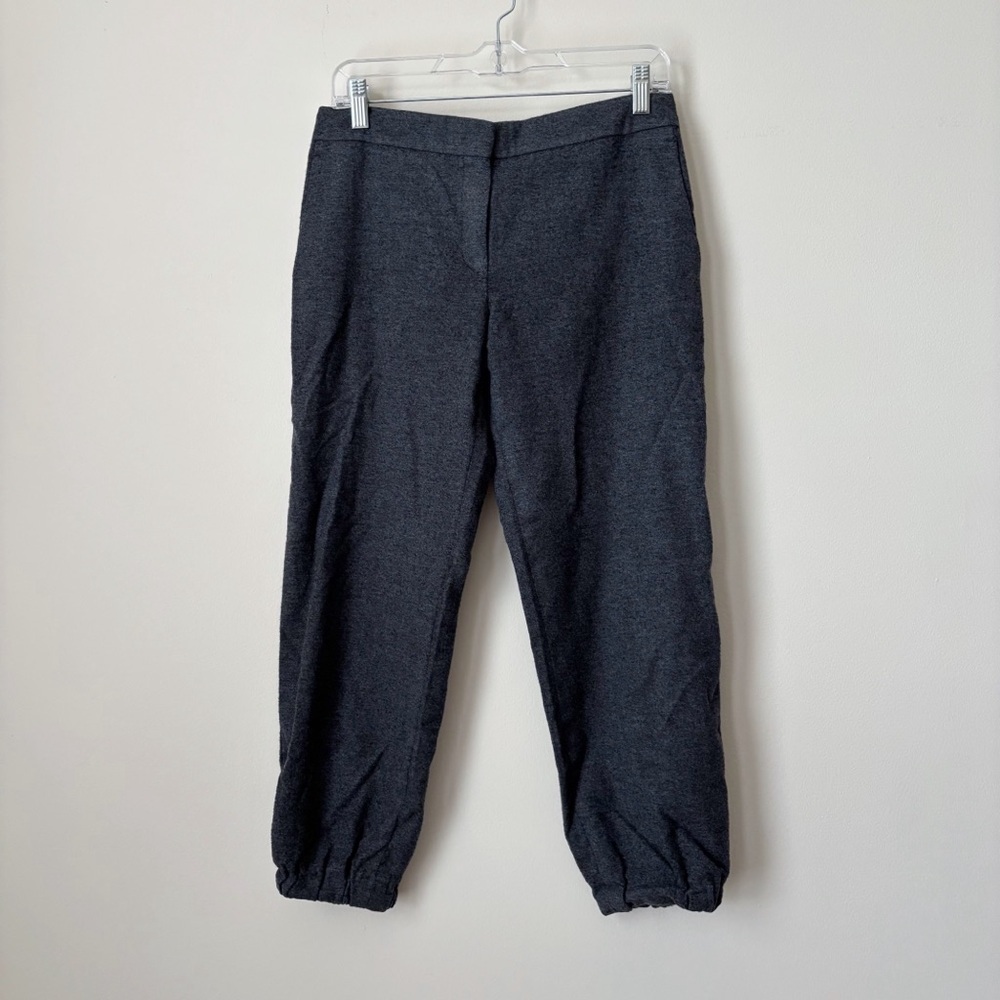 Escada Grey Wool Cropped Joggers Pants Sz 34 US 2 Minimalist Luxury